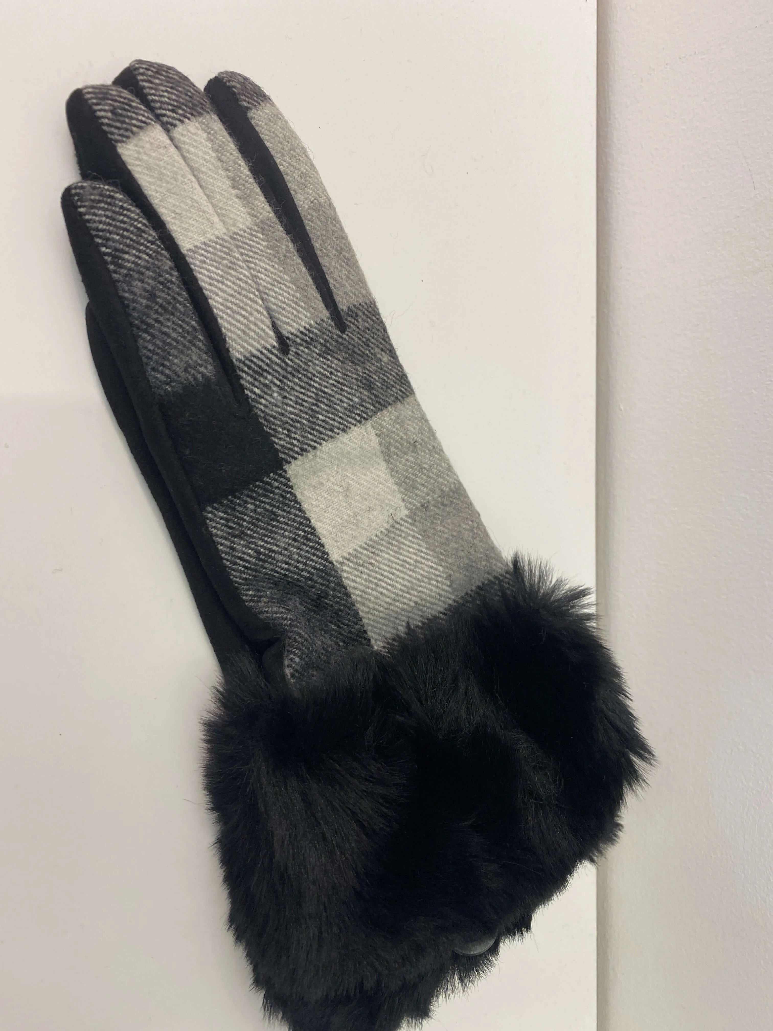 Faux Fur Printed Gloves