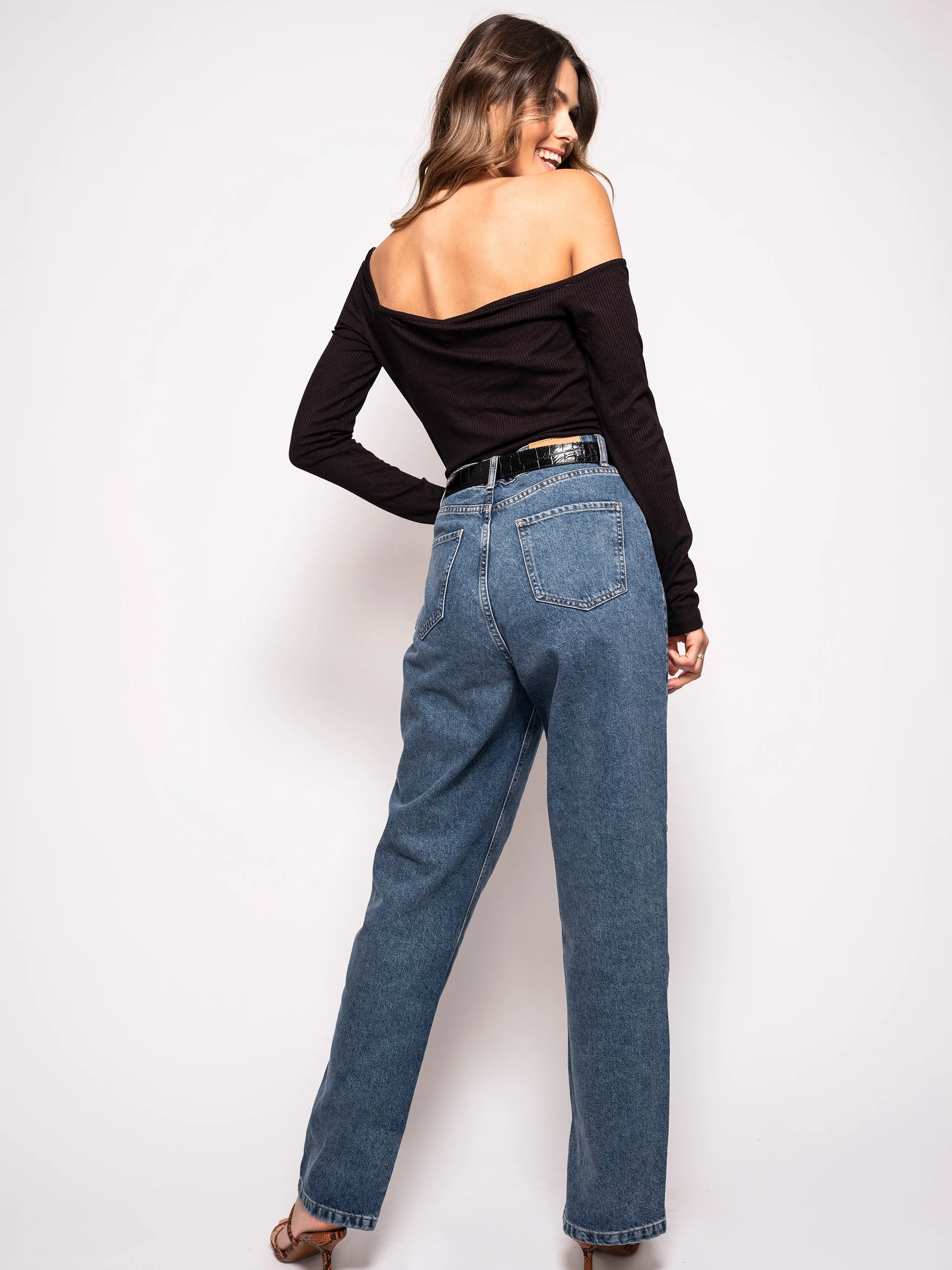 Mom Jeans With Slit Detail