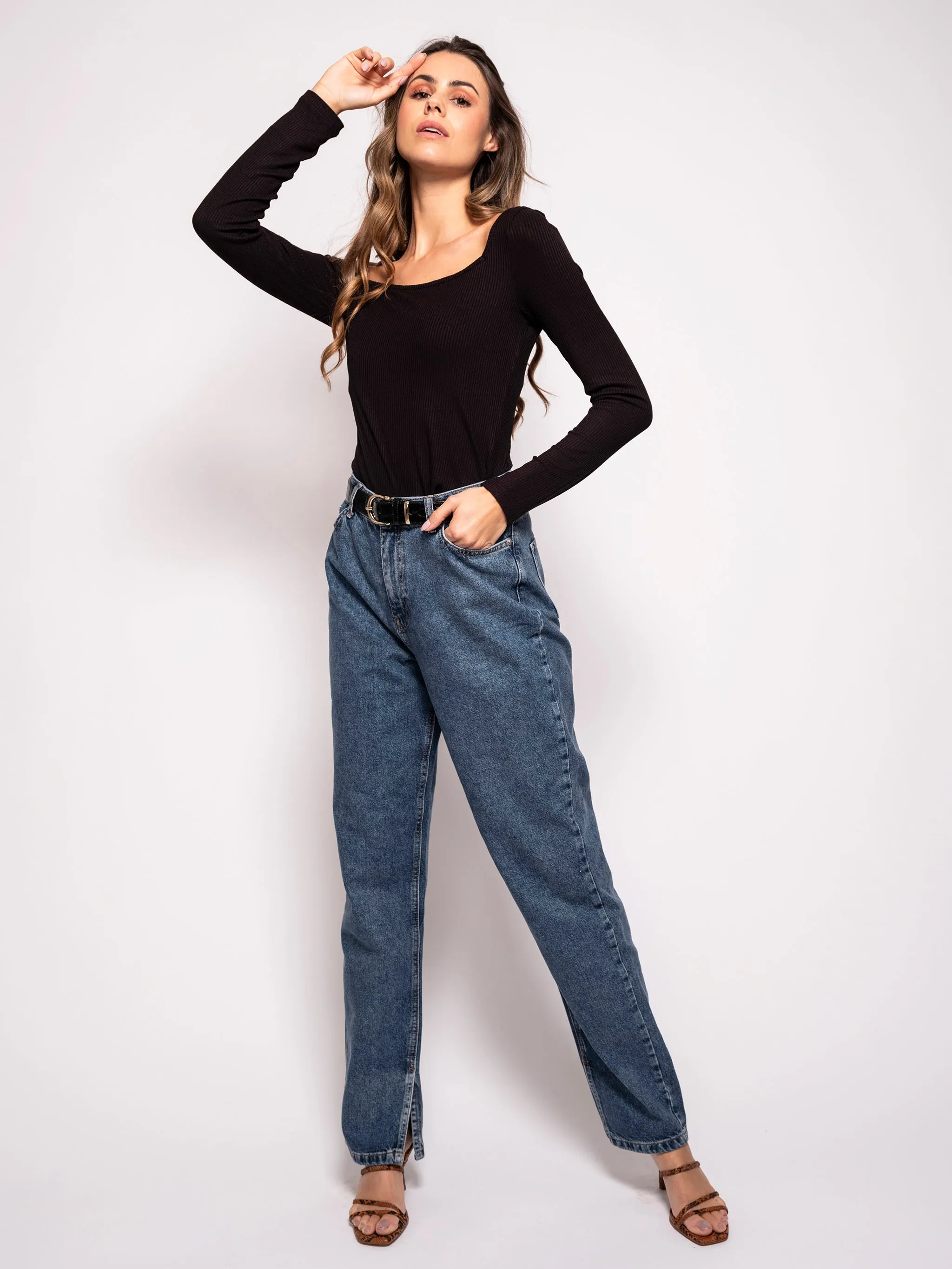 Mom Jeans With Slit Detail