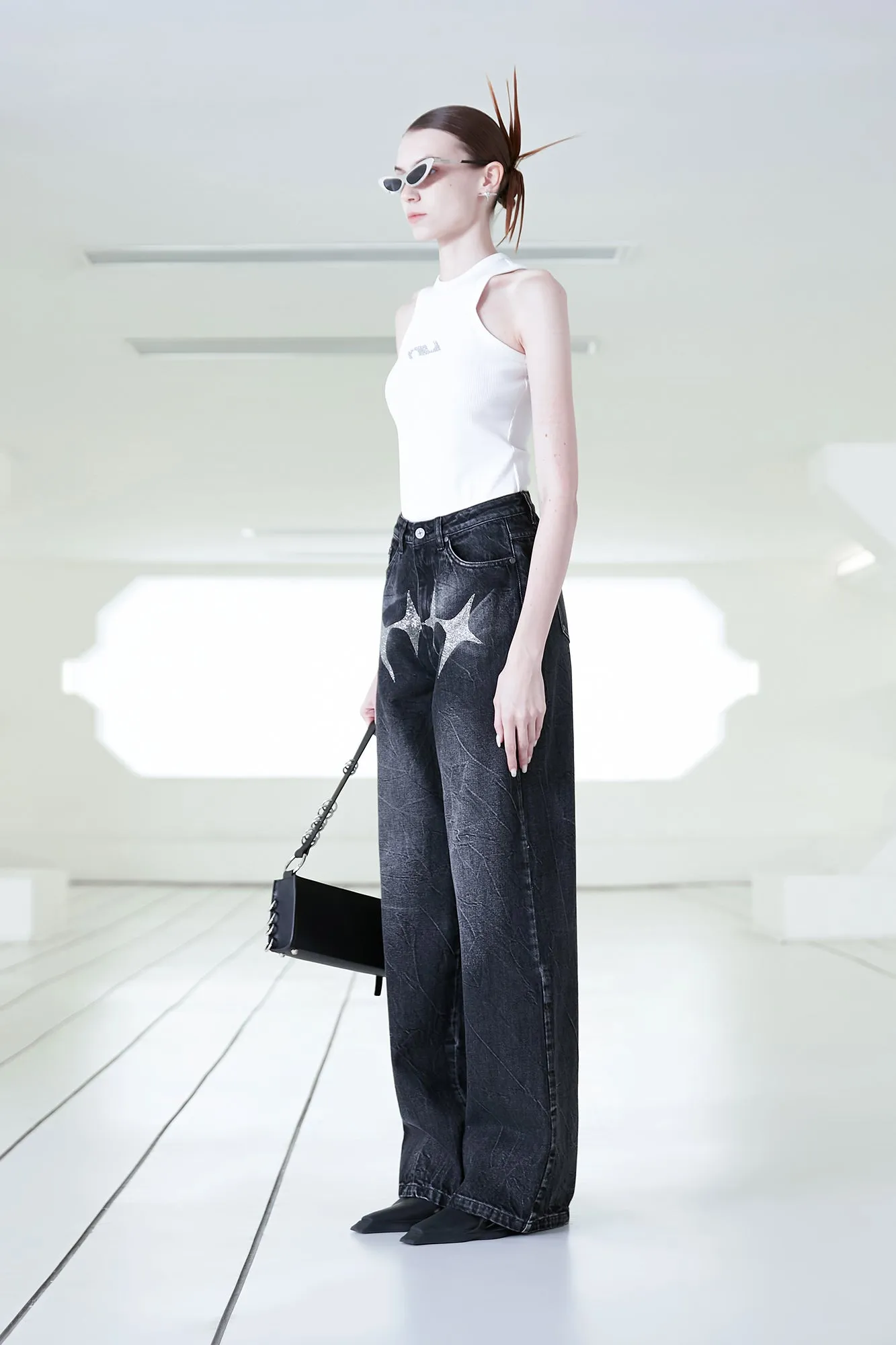 Star-shaped hot fix jeans