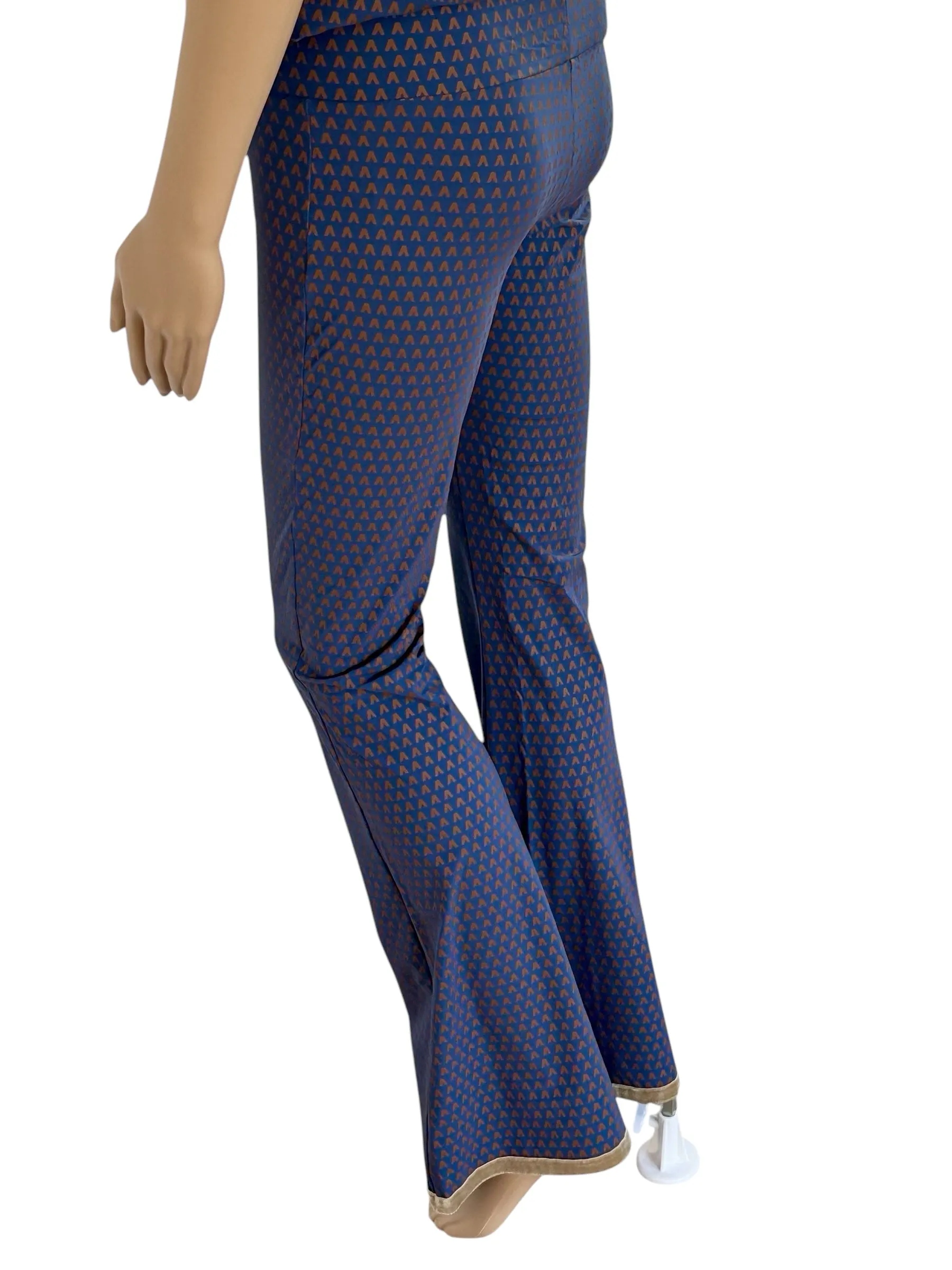 The Tall Bootcut Sport Pants Velvet - Milk Choc V