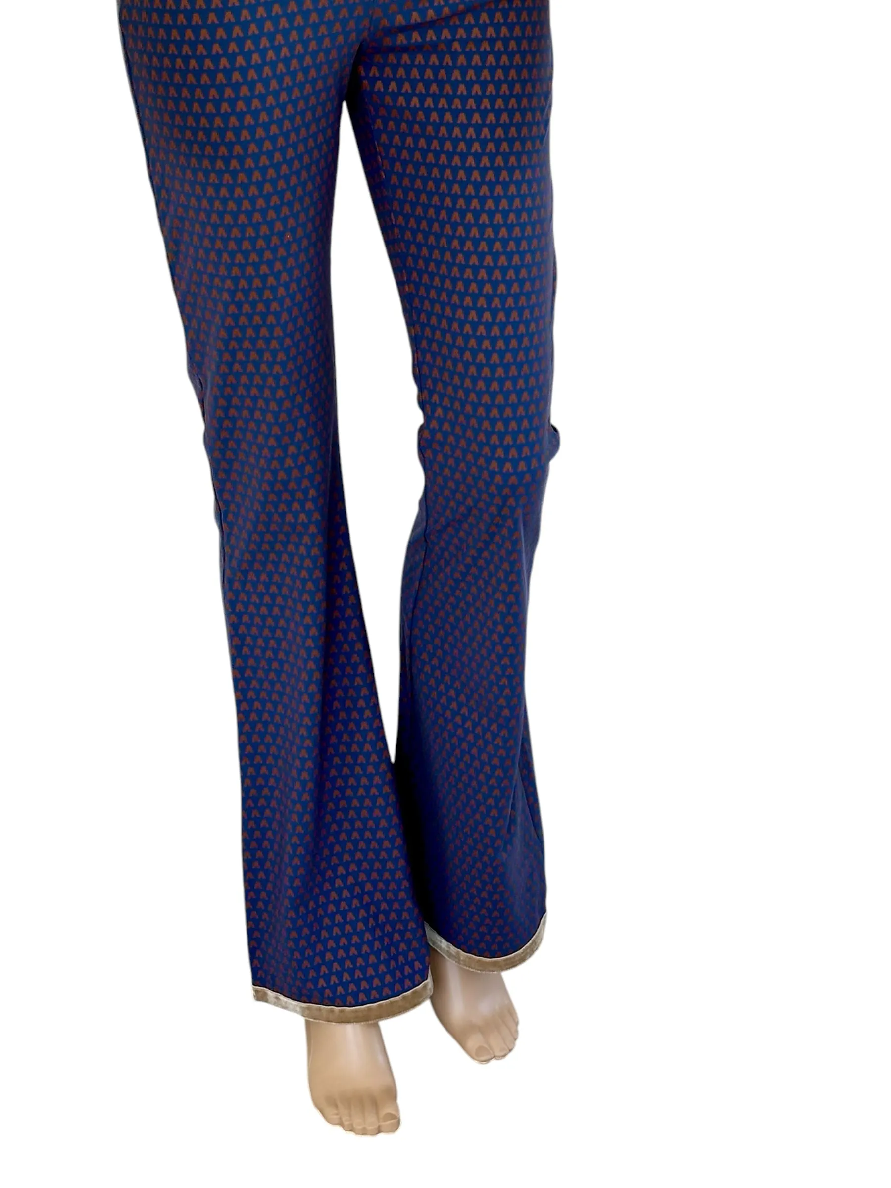 The Tall Bootcut Sport Pants Velvet - Milk Choc V